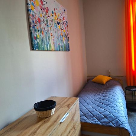 Za Zielona Brama Hostel Zawiercie Bagian luar foto